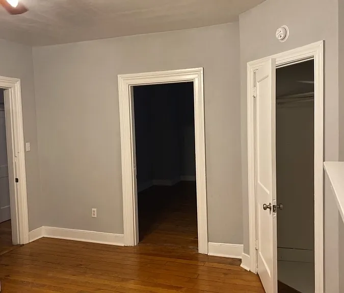 507 W Marshall St — Photo 3
