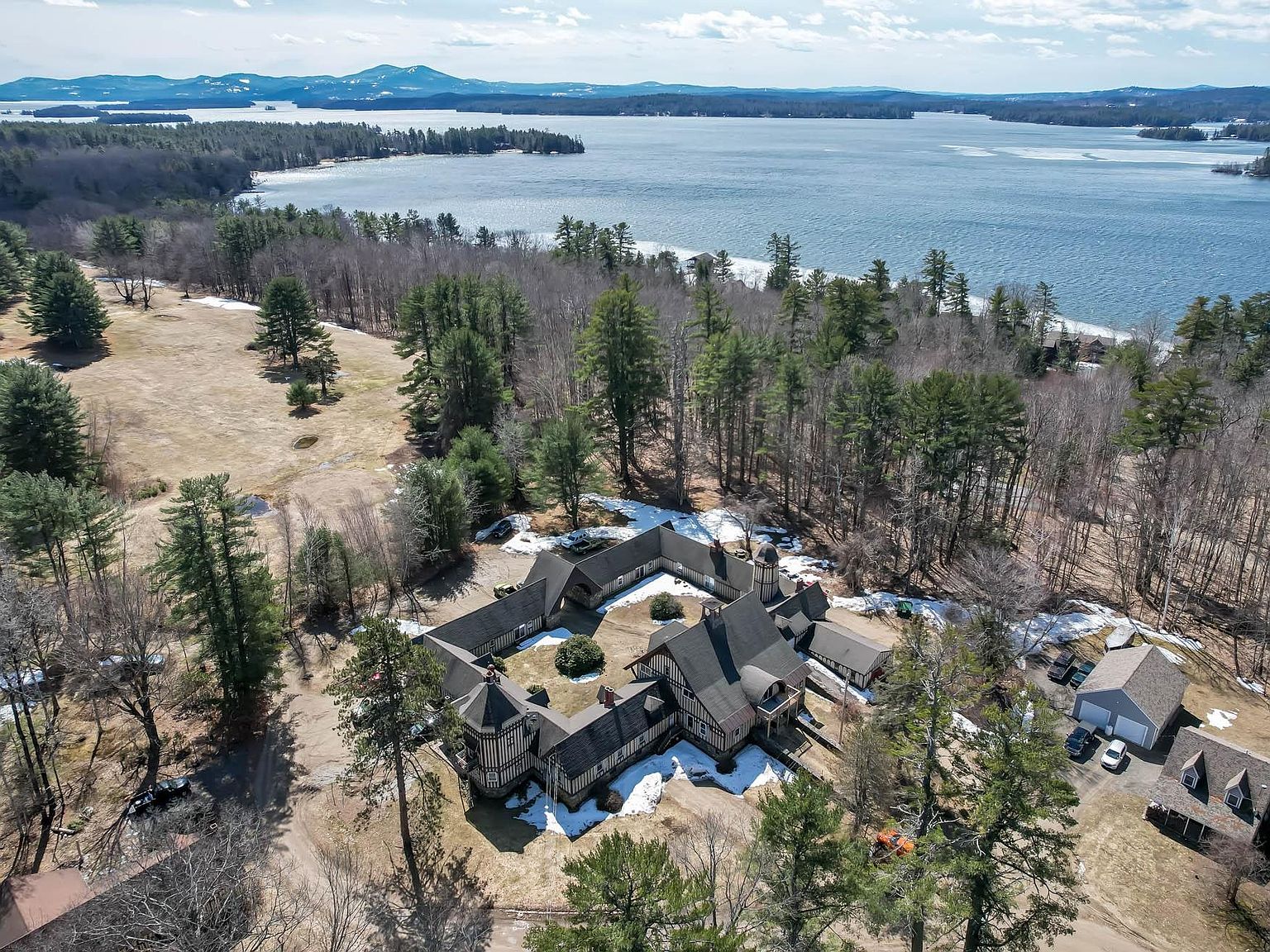 14 Carriage Road, Moultonborough, NH 03254 MLS 4948191 Zillow