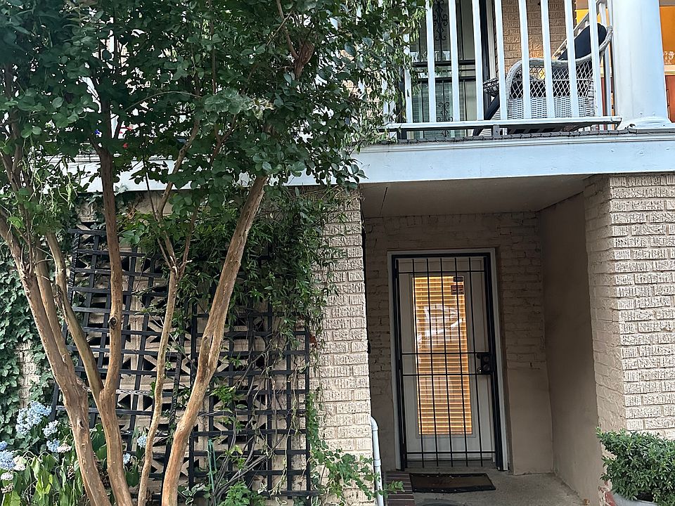 Private entrance