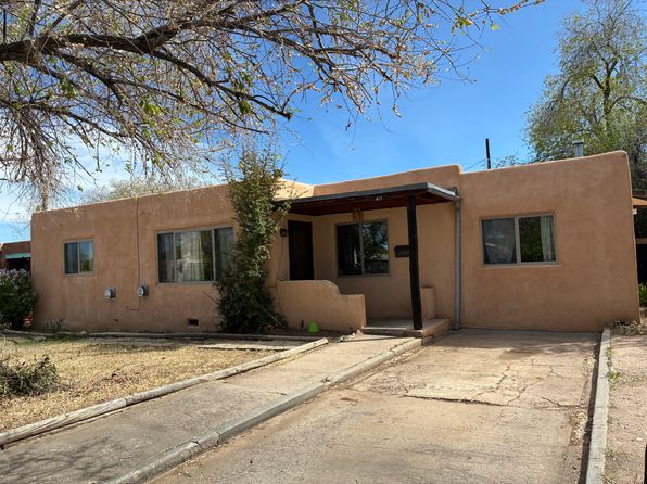 411 Salazar Pl