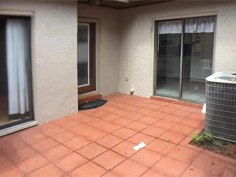 1530 Pickwood Ave — Photo 10