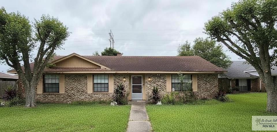 1st image of 1322 Oak Ct