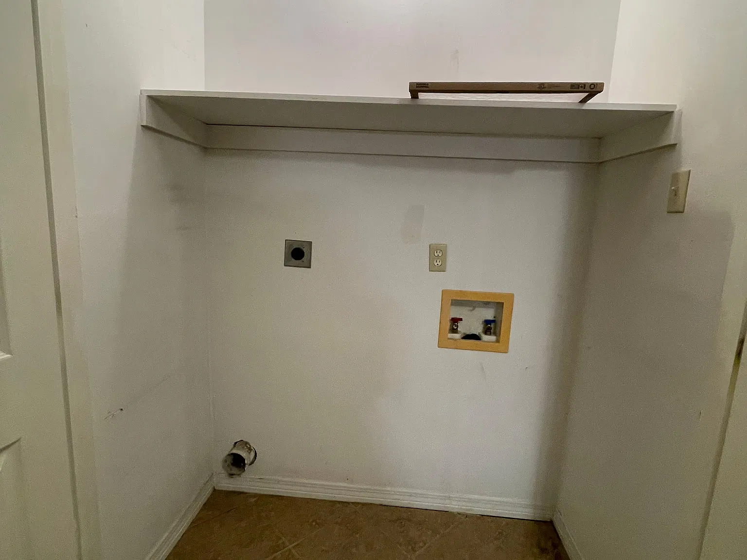 3 bed, 1300 sqft, $1,600 — Photo 2