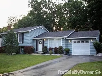 1761 Red Oak Ln photo 1