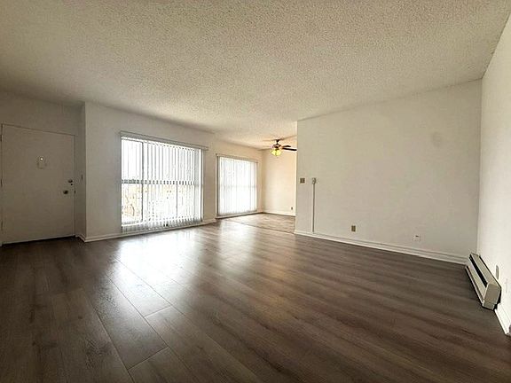 2nd image of 1310 20th St #14