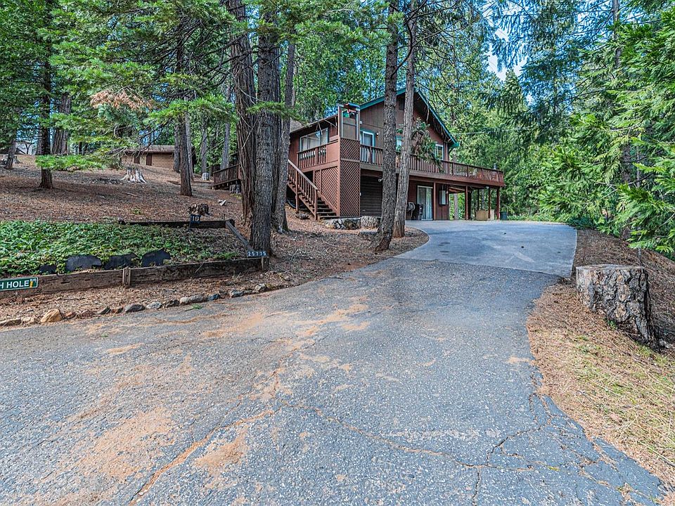 1st image of 25775 Meadow Dr