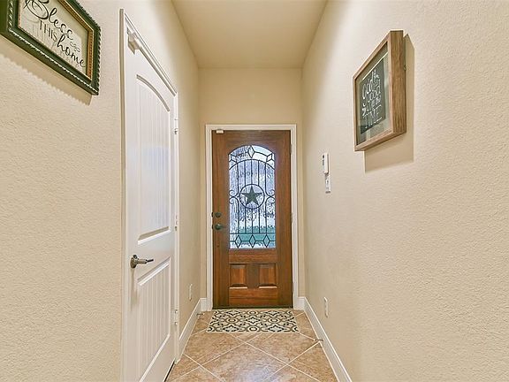 2nd image of 3219 Sunflower Dr