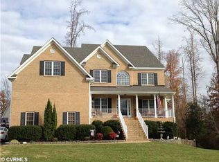 8930 Hollow Oak Dr, Midlothian, VA 23112