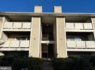 12201 Peach Crest Dr #901, Germantown, MD 20874