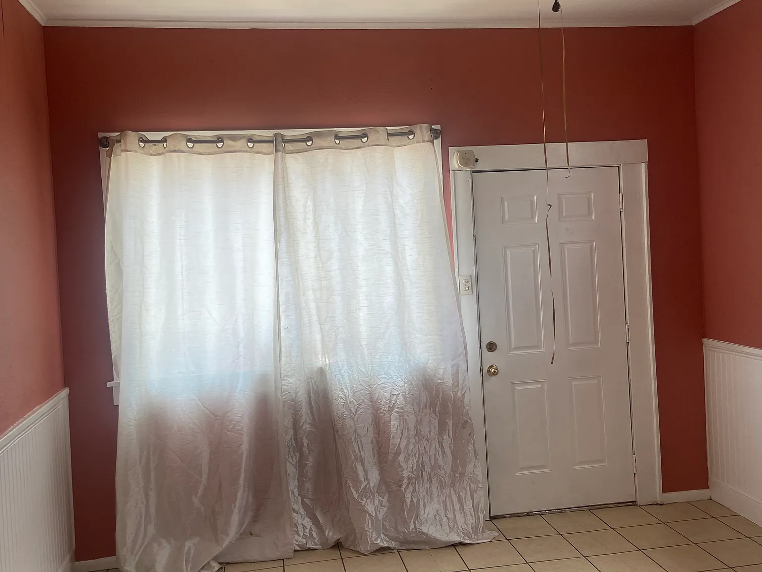 2621 Urquhart Street — Photo 4