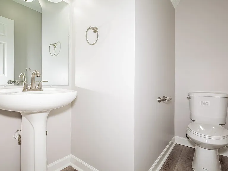 10512 Wilson Glen Dr — Photo 16