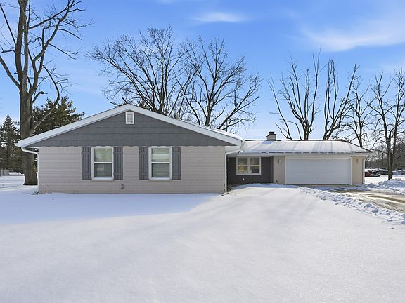 2nd image of 8505 W Butternut Rd