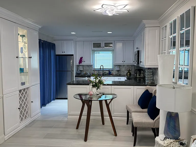 1010 NE 8th Ave #31F — Photo 27