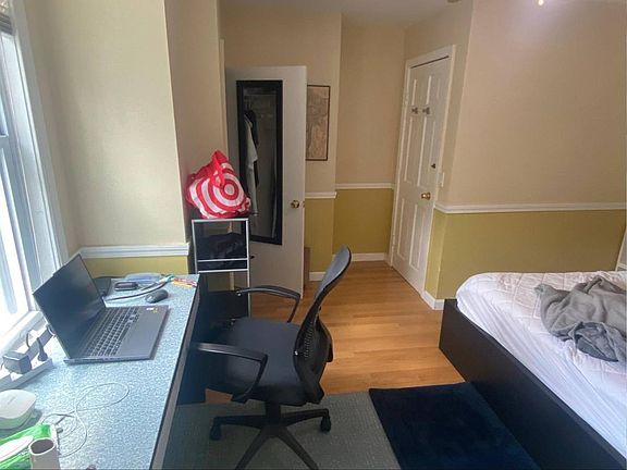 4th image of 10 Fulkerson St #1R