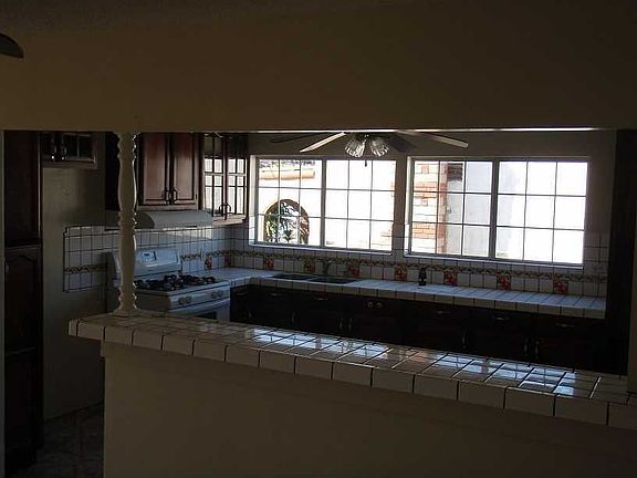 3rd image of 1058 N Herbert Ave