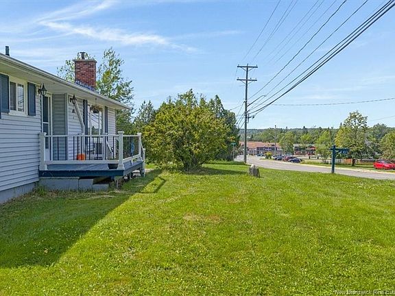 4th image of 10 Donlyn Dr