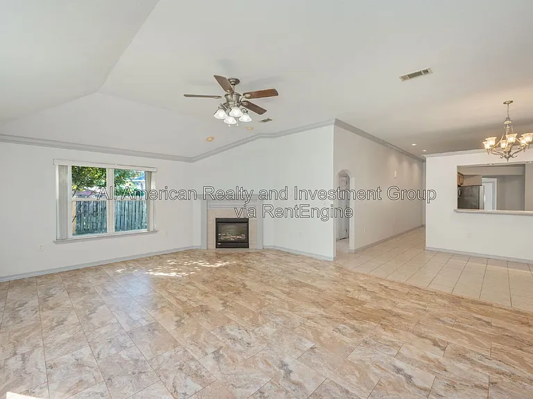 1940 Kadima Cir — Photo 10