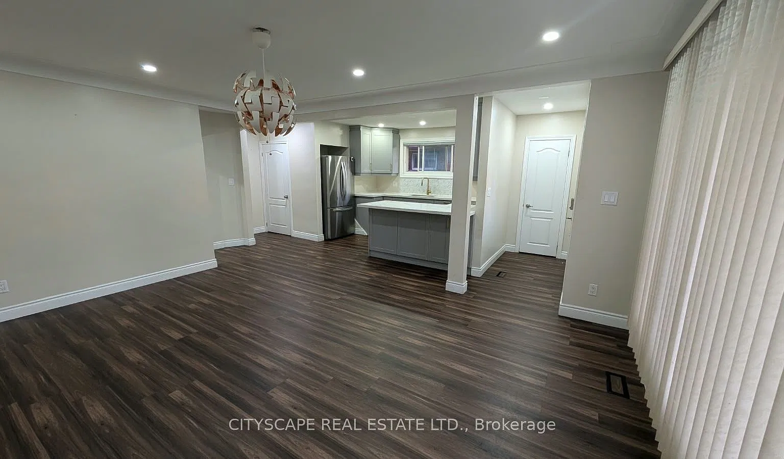 3 bed, $2,499 — Photo 2
