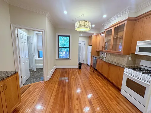 268 River St #5 Photo 1