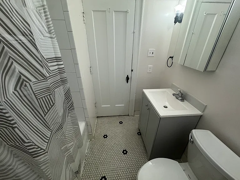 5849 N Campbell Ave #1 — Photo 8