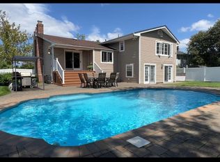 47 Orange Dr, Jericho, NY 11753