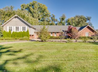 1516 Ardmoor Dr, Bloomfield Hills, MI
