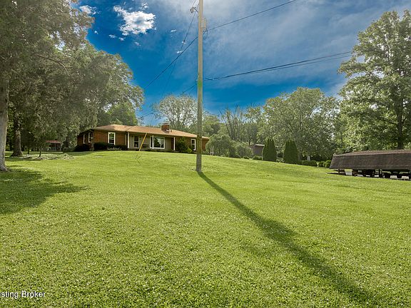 4th image of 3519 Chenoweth Run Rd