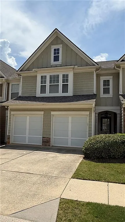 3 bed, 2.5 bath, 1996 sqft, $2,295 — Photo 1