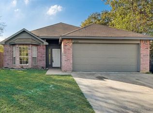 2520 Perkins St, Fort Worth, TX 76103