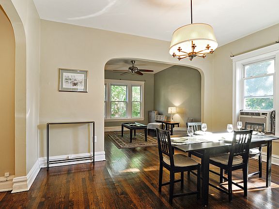 4th image of 1341 W Waveland Ave #2F