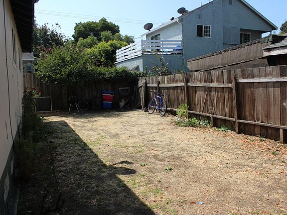 5th image of 7 N Eldorado St