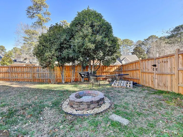 3945 Genoa Ct — Photo 58