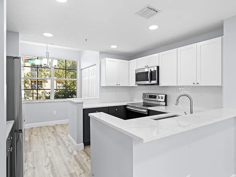 4903 Chancellor Dr #23 — Photo 12