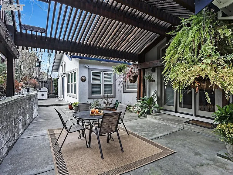 1444 Kokoma Rd — Photo 40