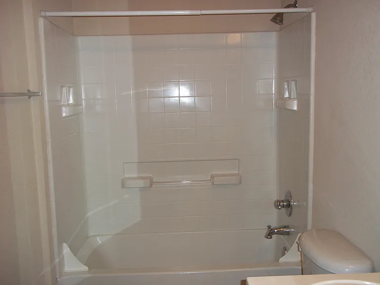 716 Claremont Pkwy #A — Photo 7