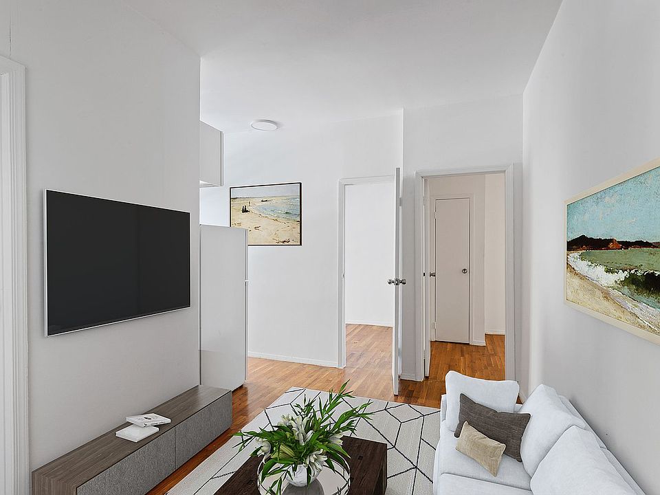 1st image of 240 W 64th St APT 4E