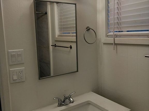 3rd image of 1839 Old Mammoth Rd #3