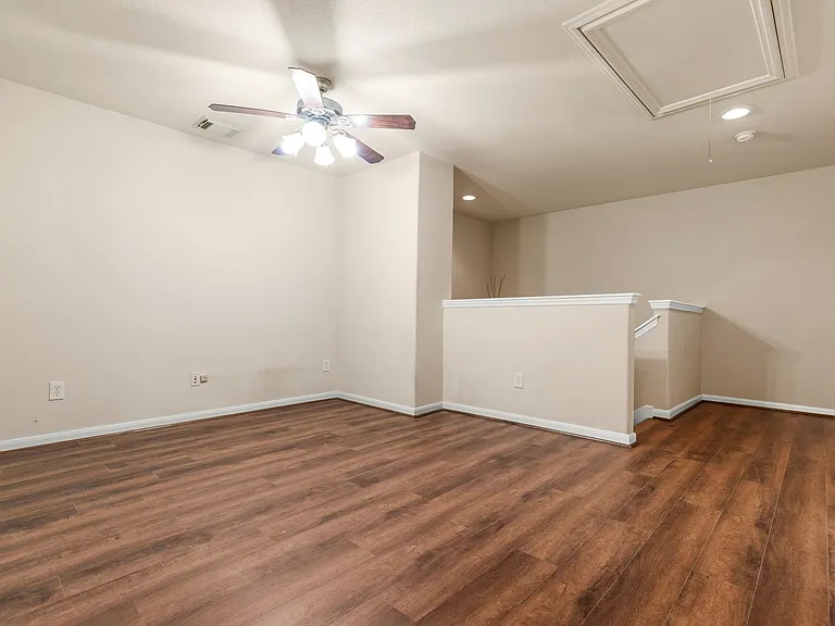 1146 Glenwood Canyon Ln — Photo 18