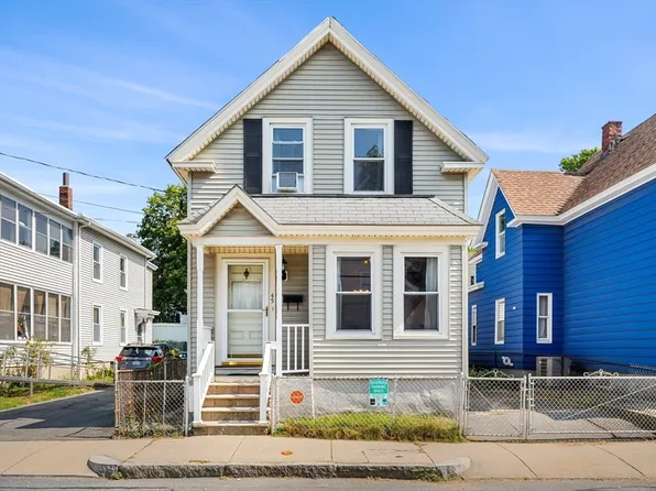 45 Hampshire St, Lowell, MA 01850