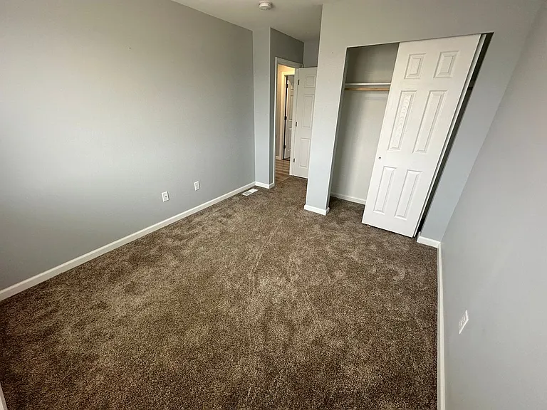 2513 Ivory St — Photo 18