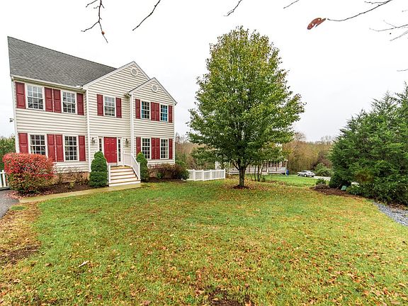 2nd image of 1206 Nickolas Berten Way