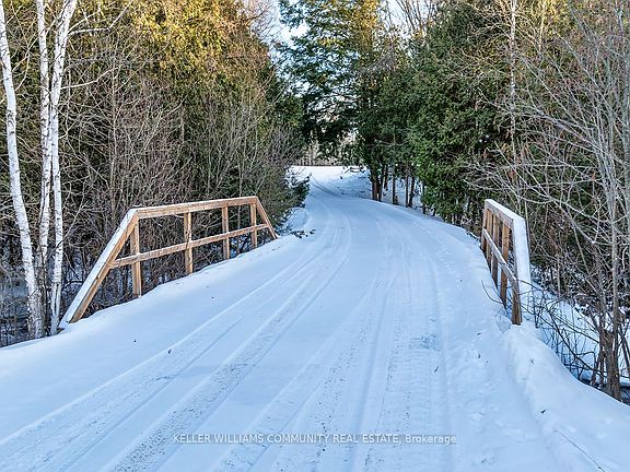 2nd image of 769 Penryn Rd