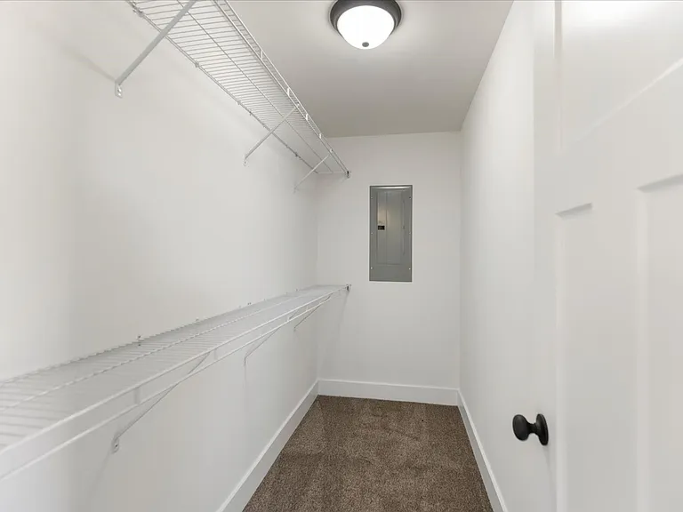 Arlington Townes Modern 3-Bedroom Townhomes in Greer, SC — Photo 9