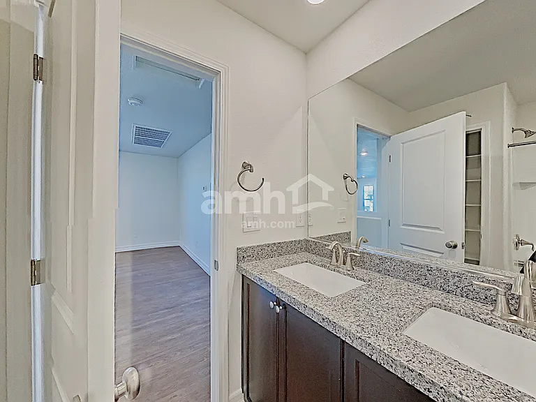 4702 Tree Swing St — Photo 20