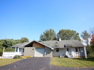 30 Carolyn Rd, Valatie, NY 12184