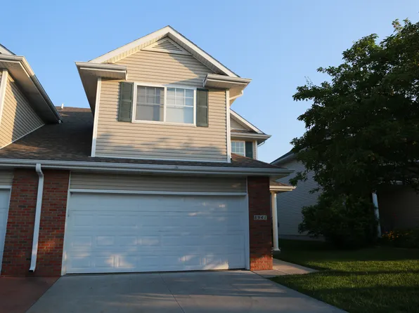 8941 Venice Ln, Lincoln, NE 68526