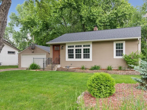 635 Emil Ave, Shoreview, MN 55126