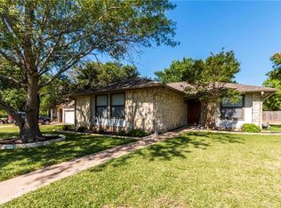 1728 Zimmerman Ln, Round Rock, TX 78681