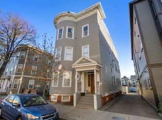 870 E 2nd St #3, South Boston, MA 02127
