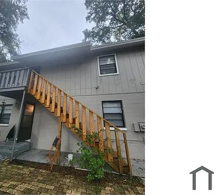 4 bed, 936 sqft, $2,900 — Photo 2